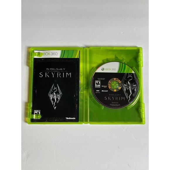 The Elder Scrolls V Skyrim Xbox 360 CIB Complete w/ Manual Microsoft - Picture 3 of 6